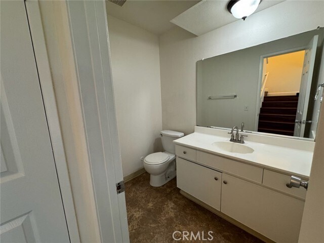 Building Photo - 374 Miraleste Dr