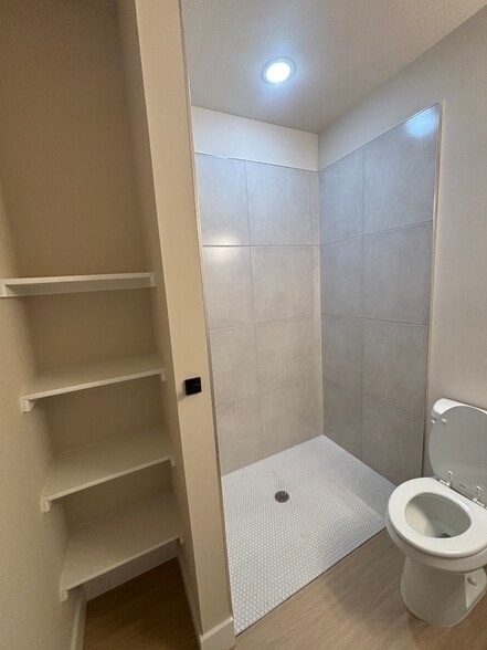 Building Photo - 1291 N Curtis Ct