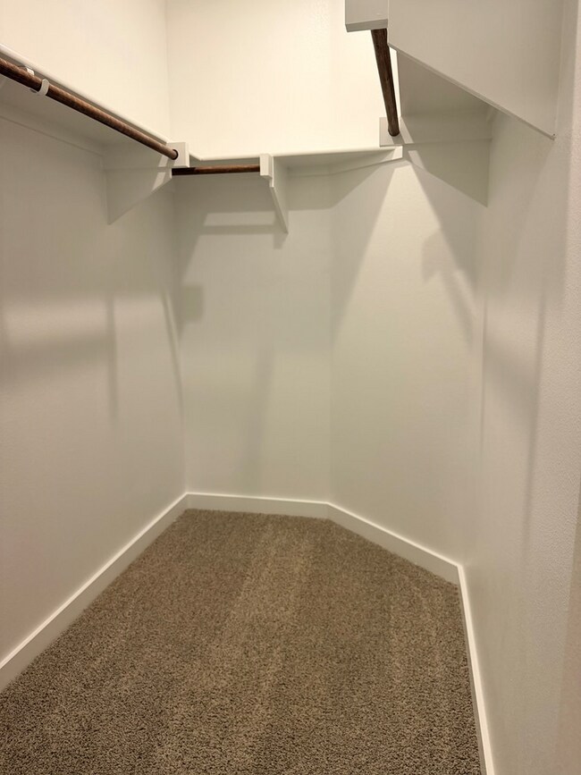 Building Photo - 6418 Patrick Clay Dr