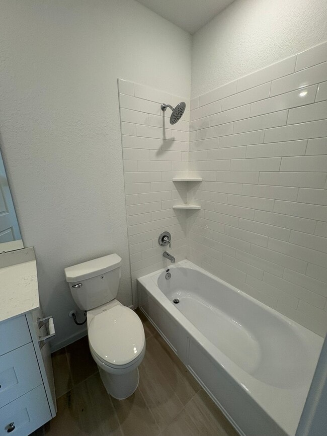 Building Photo - 6419 Seafoam Lake Dr