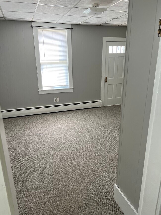 Unit 2 - 48 Clinton Ave