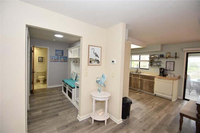 Building Photo - 18 Covington Ln