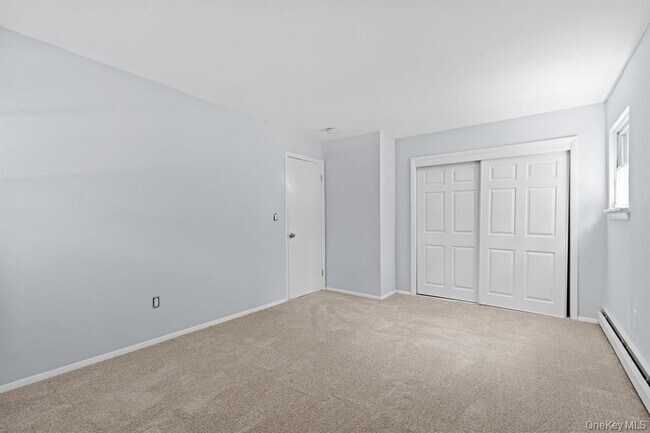 Building Photo - 49 Georgia St