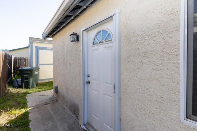 Building Photo - 336 Nueve Ct