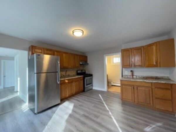 Building Photo - 30 Porter St