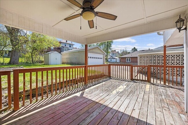 Building Photo - 1339 Rutherford Ave