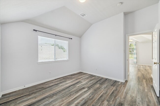 Building Photo - 310 Brook Forest Trail