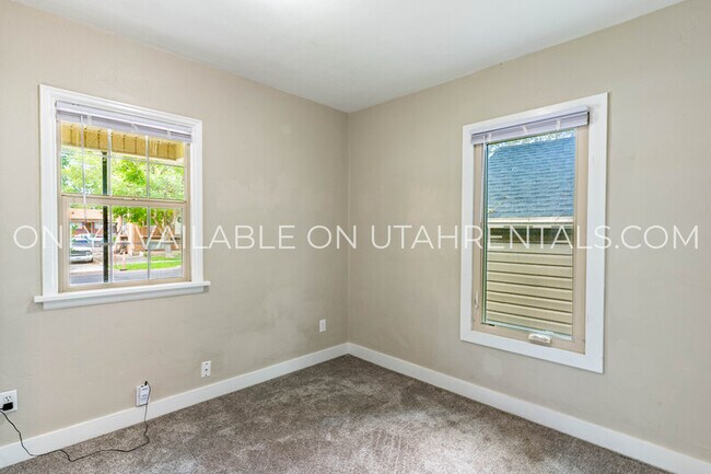 Building Photo - 611 E 350 N