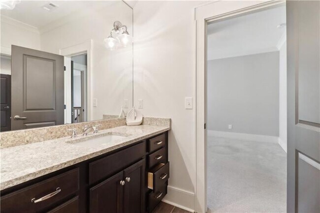 Building Photo - 211 Mount Vernon Hwy