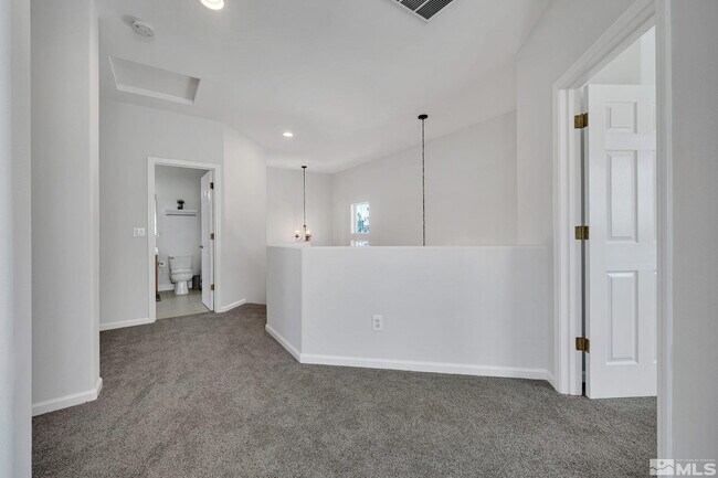 Building Photo - 10459 Summershade Ln