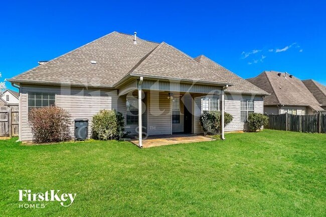 Building Photo - 120 Rushton Ln