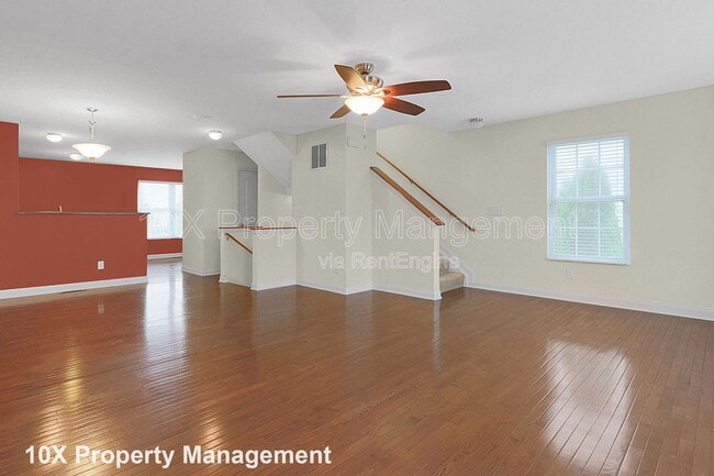 Building Photo - 1442 Bloomington Blvd