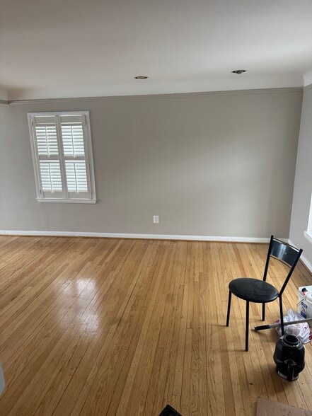 Building Photo - 25265 Coolidge Hwy