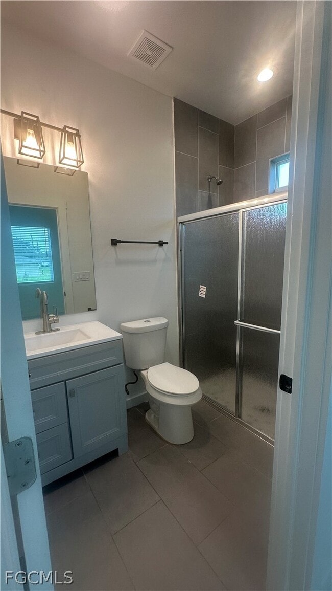 Building Photo - 4734 22nd St SW