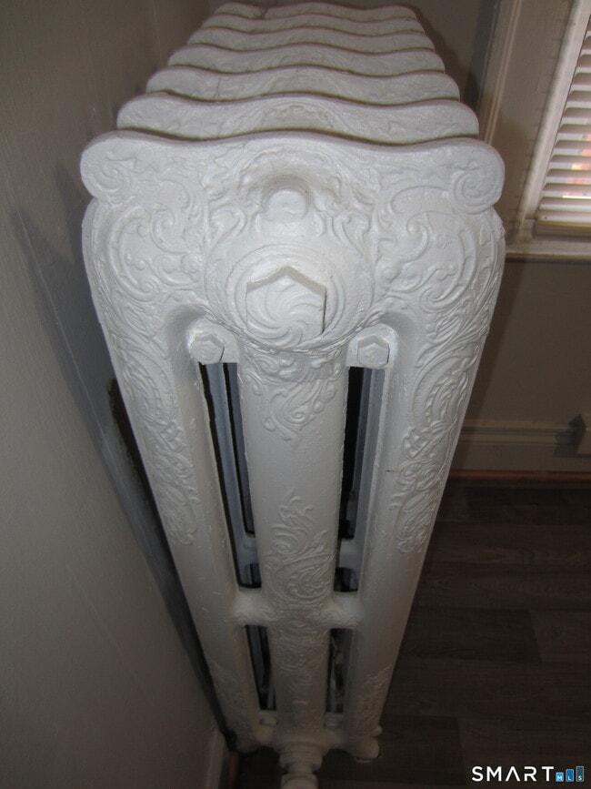 Building Photo - 36 S Main St