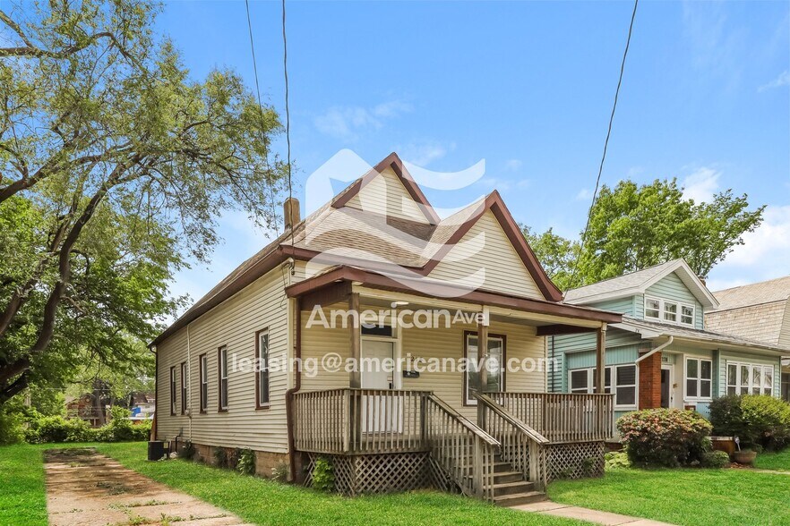 Building Photo - 218 W Virginia Ave