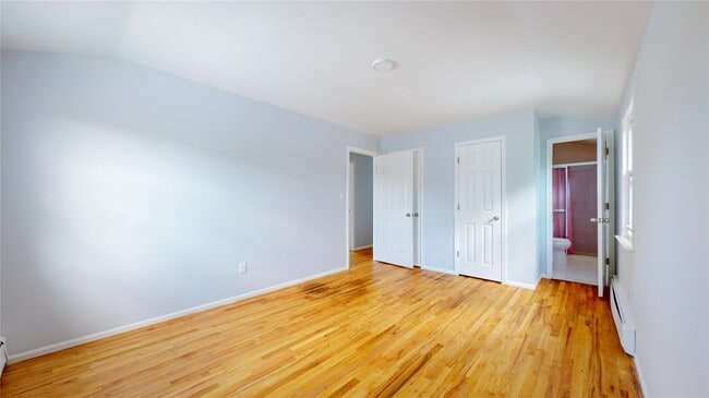 Building Photo - 221-19 Fairbury Ave