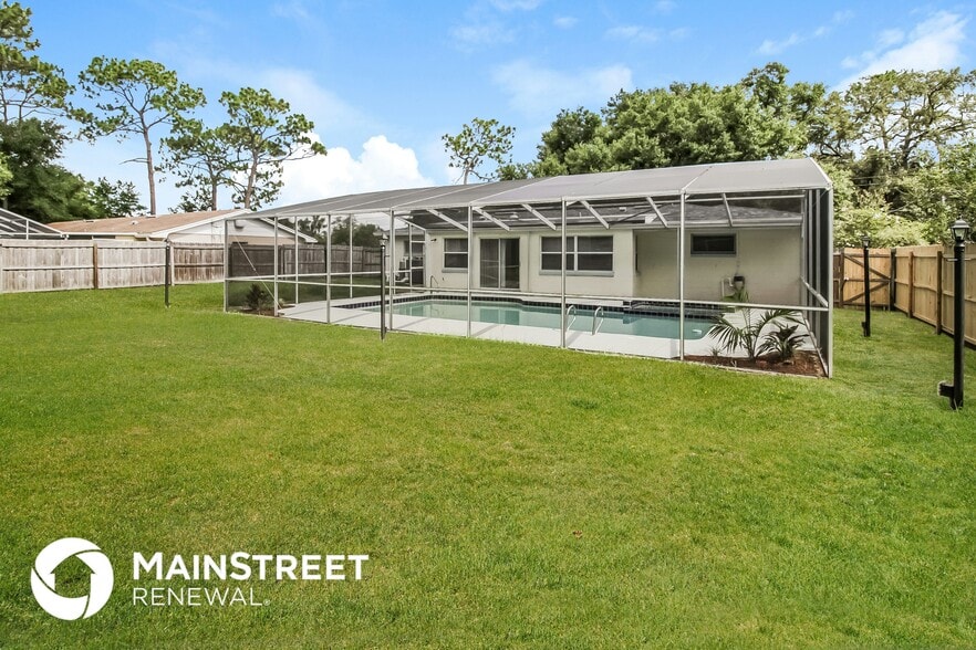 Building Photo - 448 E Highland St