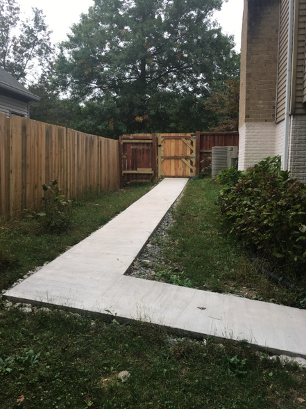 Building Photo - 13328 Hathaway Dr