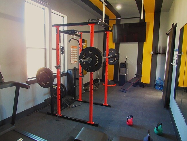 Building Photo - Resort Like Living in a Country Setting