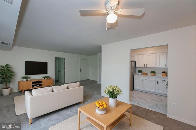 Building Photo - 5200 Quincy St