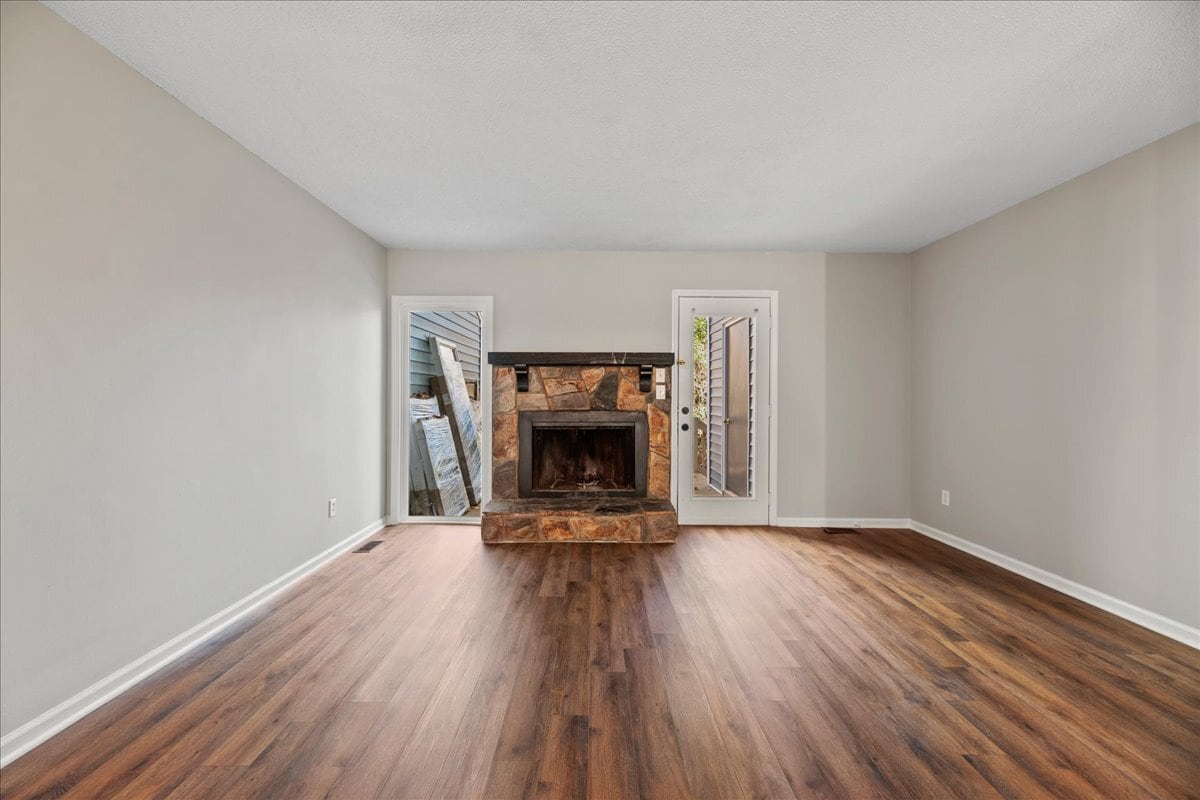 Building Photo - 5508 Kaplan Dr