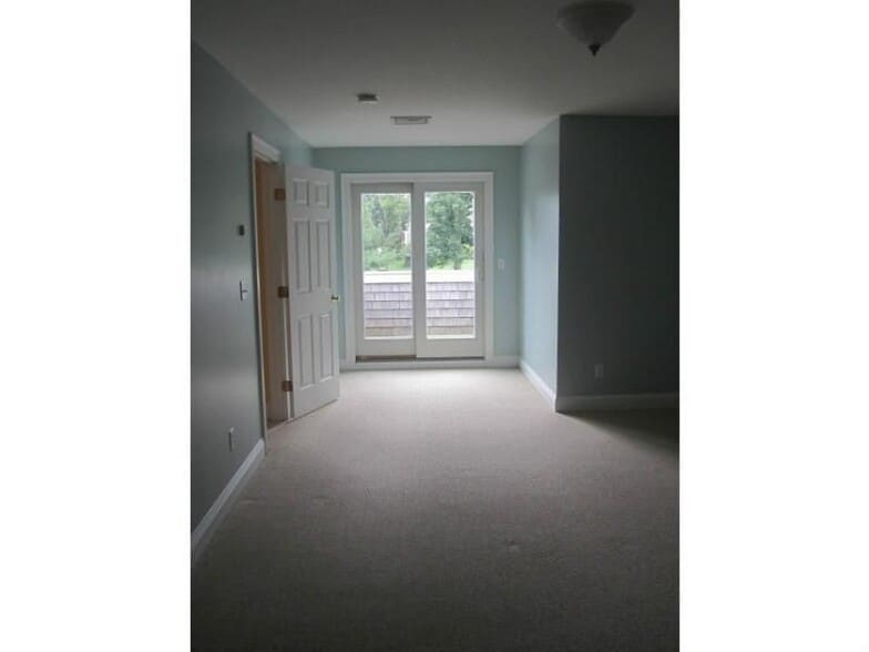 Building Photo - 99 Ferry Landing Cir