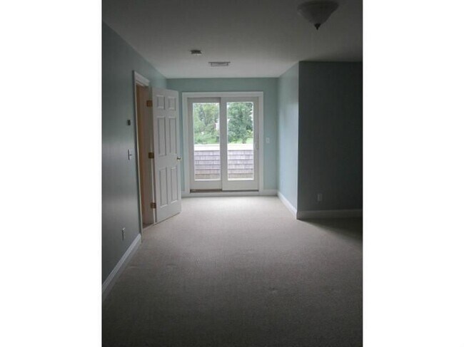 Building Photo - 99 Ferry Landing Cir