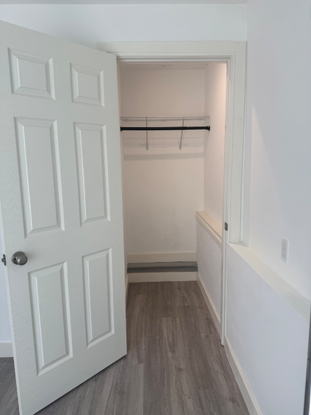 Building Photo - 111 Magellan Dr