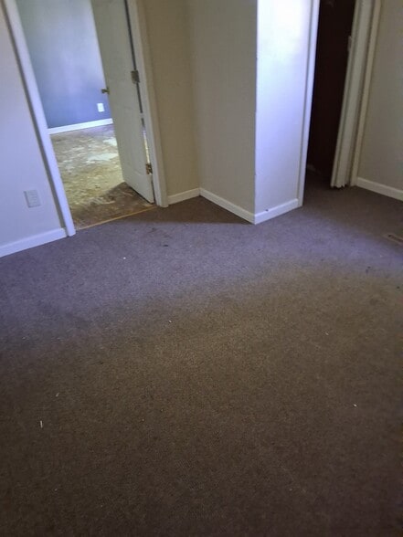 Building Photo - 3645 McCasland Ave