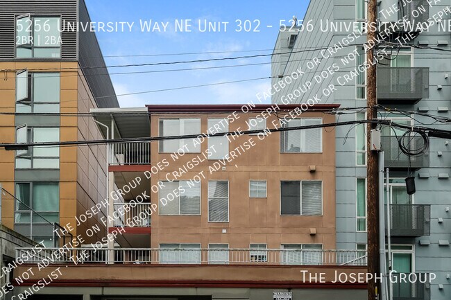 Building Photo - 5256 University Wy NE