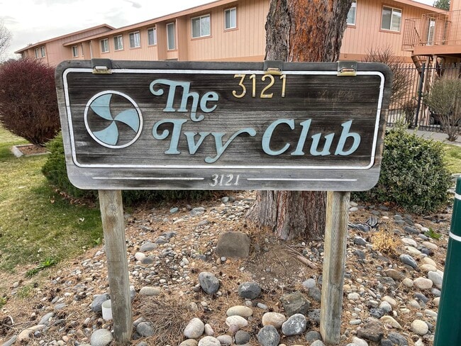 Building Photo - Charming 2-Bed, 1-Bath Condo for Lease at Ivy Club – Low Maintenance Living