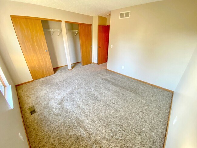Building Photo - 5602 Wigmore Dr