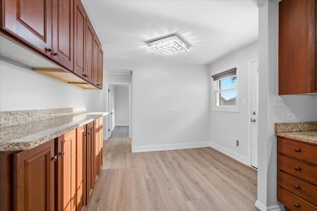 Building Photo - 7959 Nora Ave