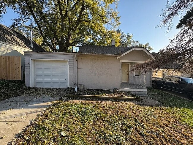 Primary Photo - 6113 Spaulding St