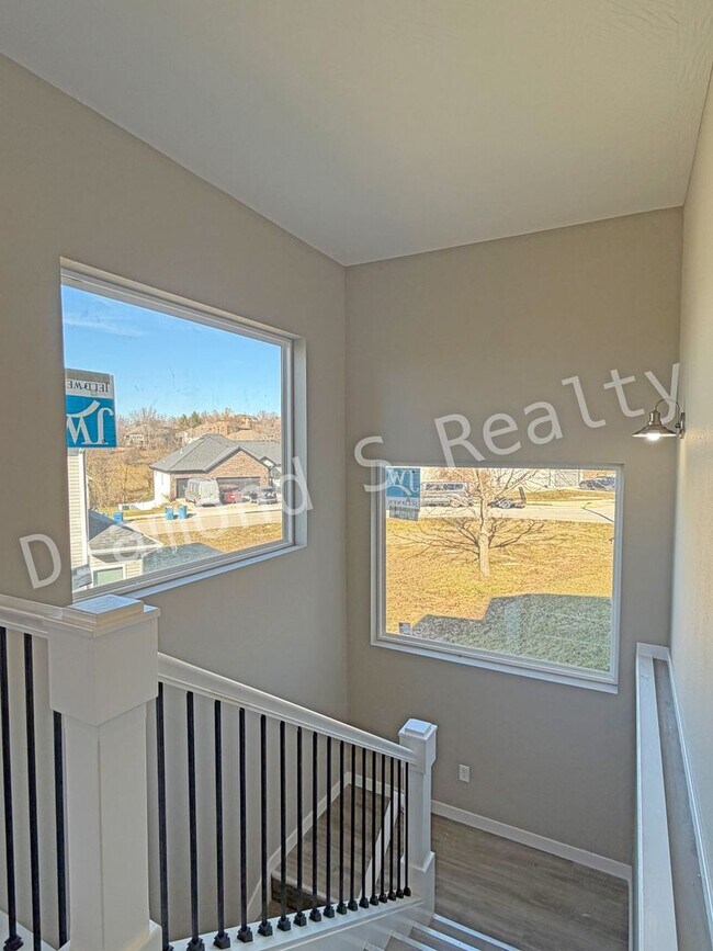 Building Photo - New Construction!  Gorgeous Home with All The Things!