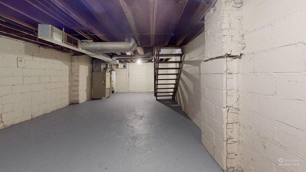 Building Photo - 5406 Columbo St