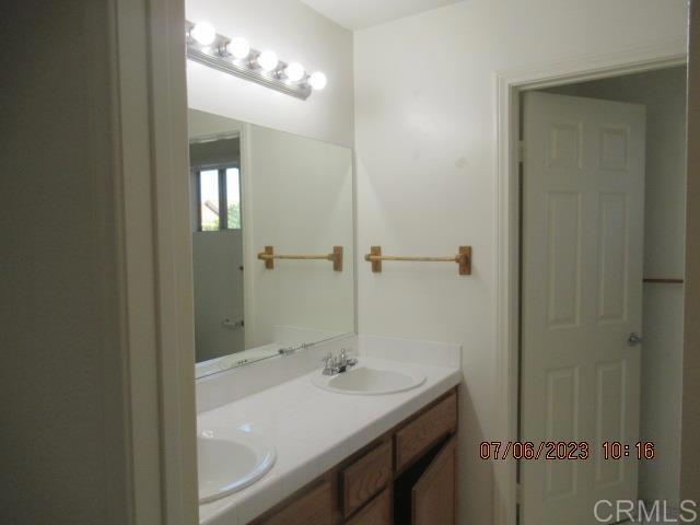 Building Photo - 552 Bayona Loop