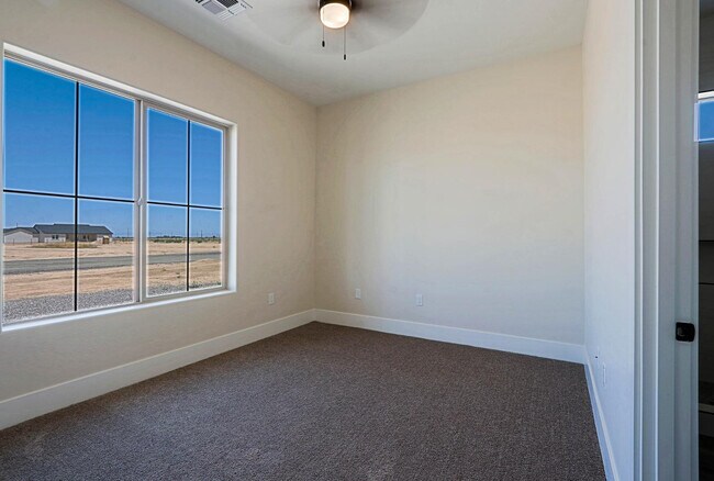 Building Photo - 2351 E Cana Ln