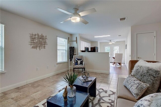 Building Photo - 7107 Alegre Pass