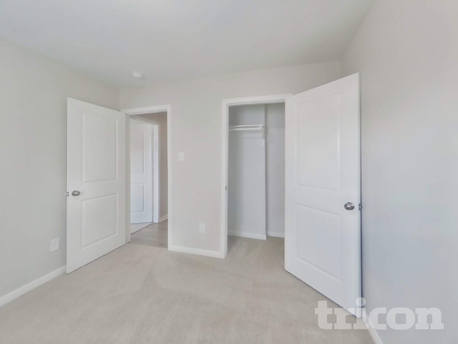 Building Photo - 15680 Del Norte Dr