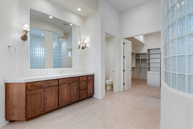 Building Photo - 22463 N 54th St
