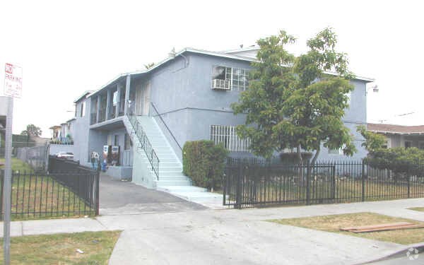 Building Photo - 917-919 N Ardmore Ave