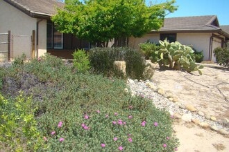 Building Photo - 3bd/2bath home in Vandenberg Village, Lompoc Ca