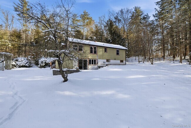 Building Photo - 265 Oakland Valley Rd