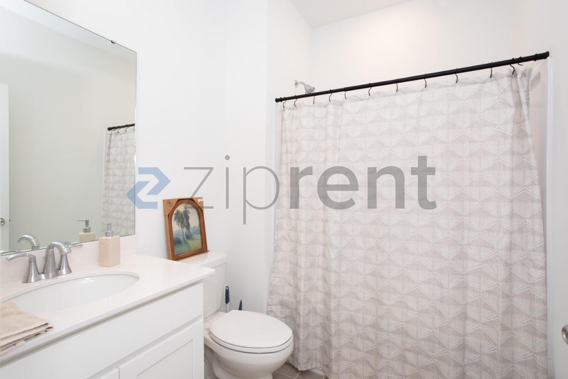 Building Photo - 1688 Lachlan Cir