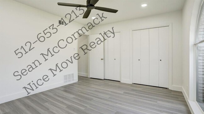 Building Photo - 2605 Toulouse Dr