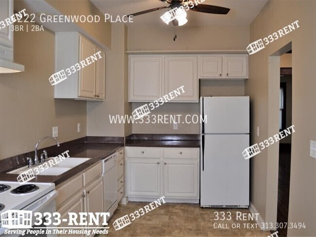 Building Photo - 4222 Greenwood Pl
