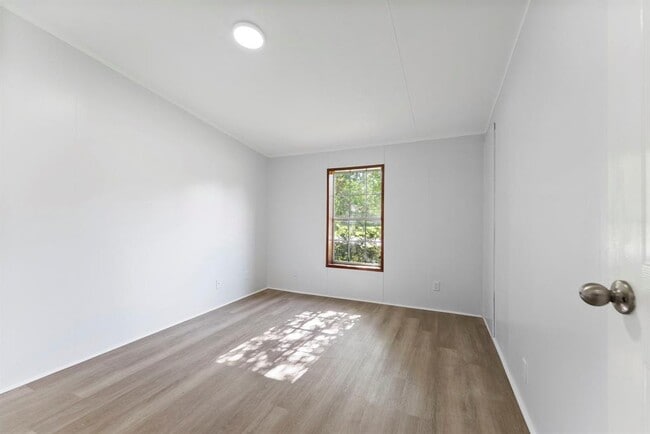 Building Photo - 31206 W Timberloch Trail
