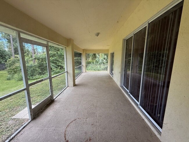 Building Photo - 1093 Countess Ave